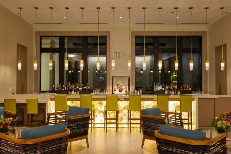 Live Music @ Hotel Effie Lobby Bar