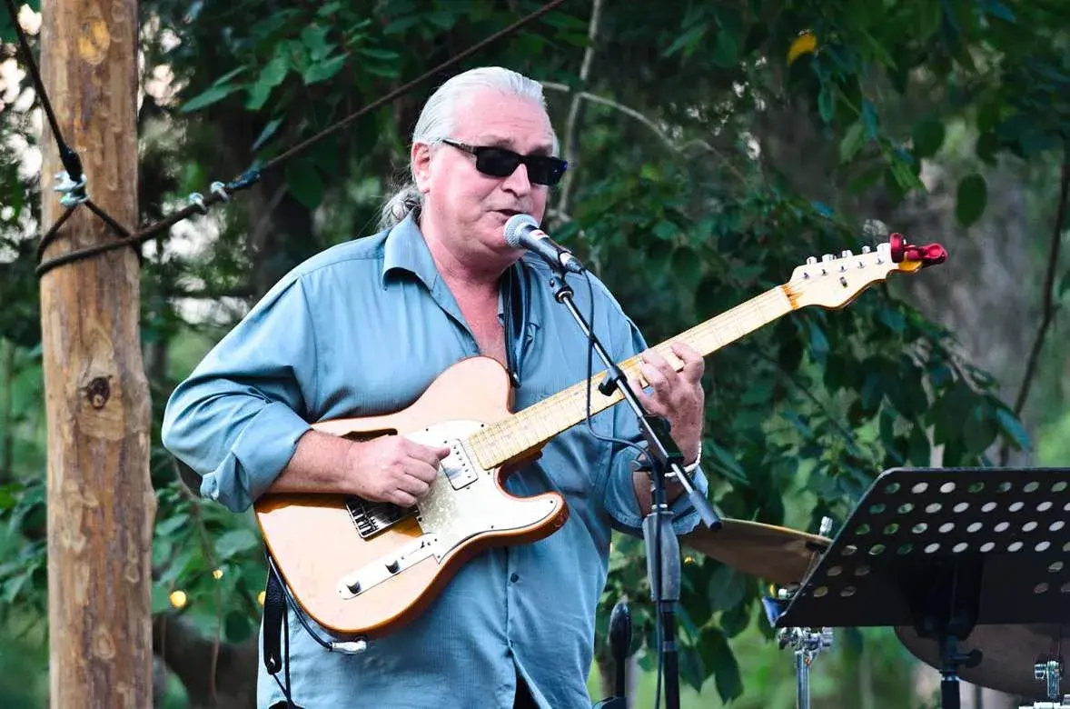 Backyard Boogie with Jimmy Ward & Joanna Cotten